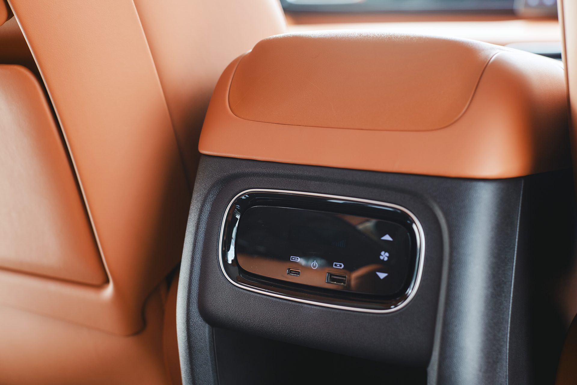 รูปภาพ ปักกิ่ง ออโตโมบิล เวิร์ค BAW M8 Standard ปี 2026
