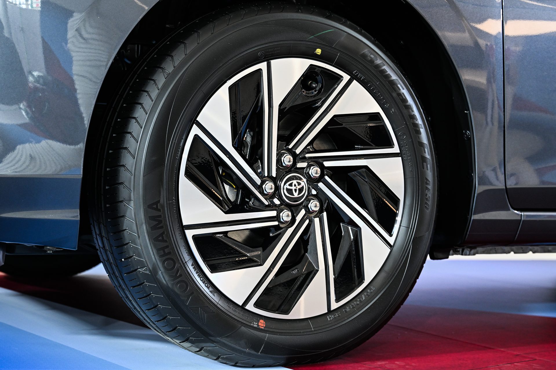 รูปภาพ โตโยต้า Toyota Yaris ATIV HEV Premium ปี 2025