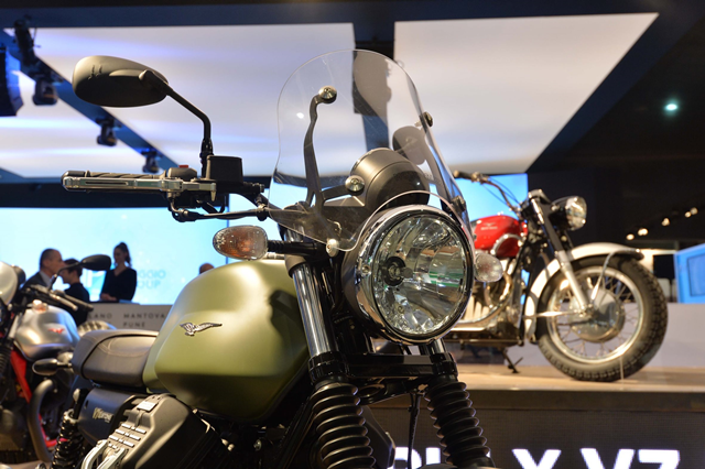 รูปภาพ โมโต กุชชี่ Moto Guzzi V7 III Stone ปี 2018