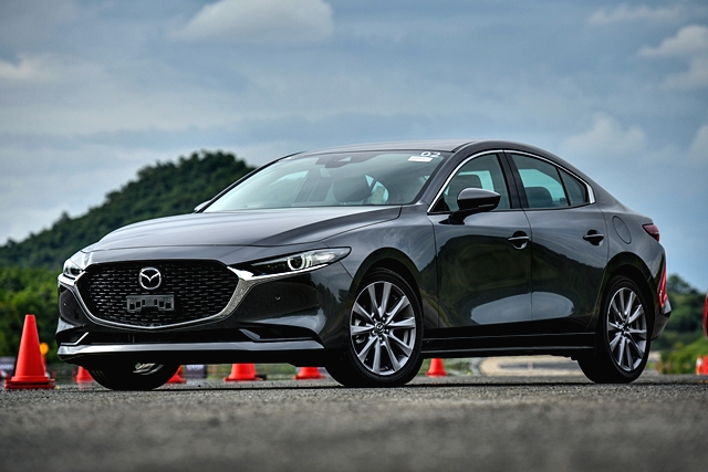 รูปภาพ มาสด้า Mazda 3 2.0 C Sedan 2019 ปี 2019