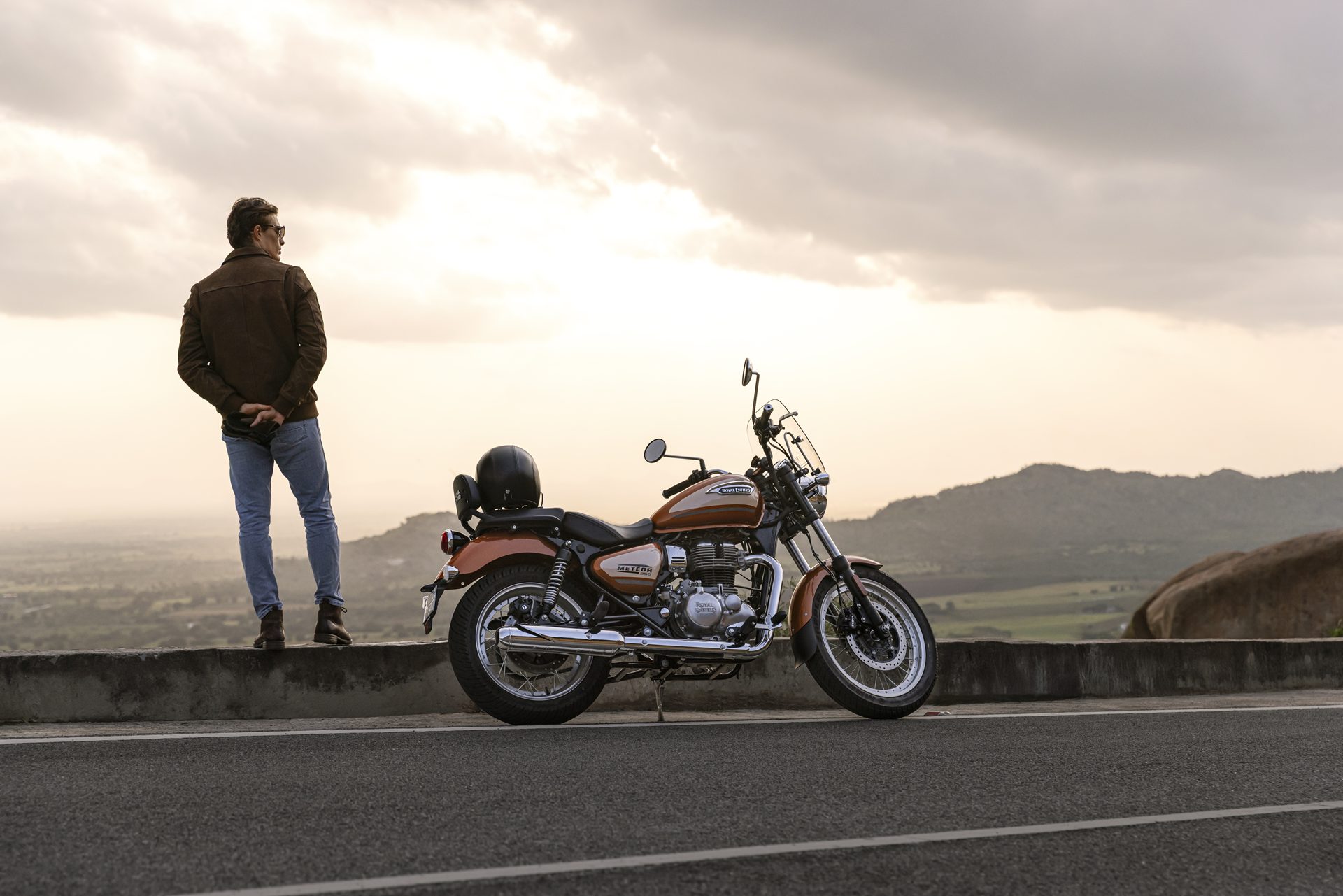 รูปภาพ โรยัล เอ็นฟีลด์ Royal Enfield Meteor 350 Sundowner Orange ปี 2026