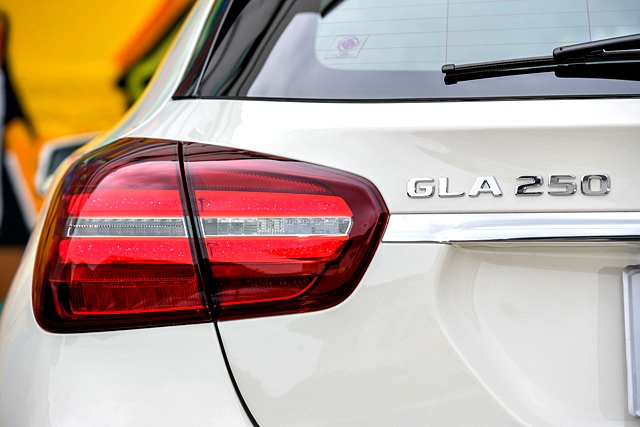 รูปภาพ เมอร์เซเดส-เบนซ์ Mercedes-benz GLA-Class GLA 250 AMG Dynamic MY2017 ปี 2017