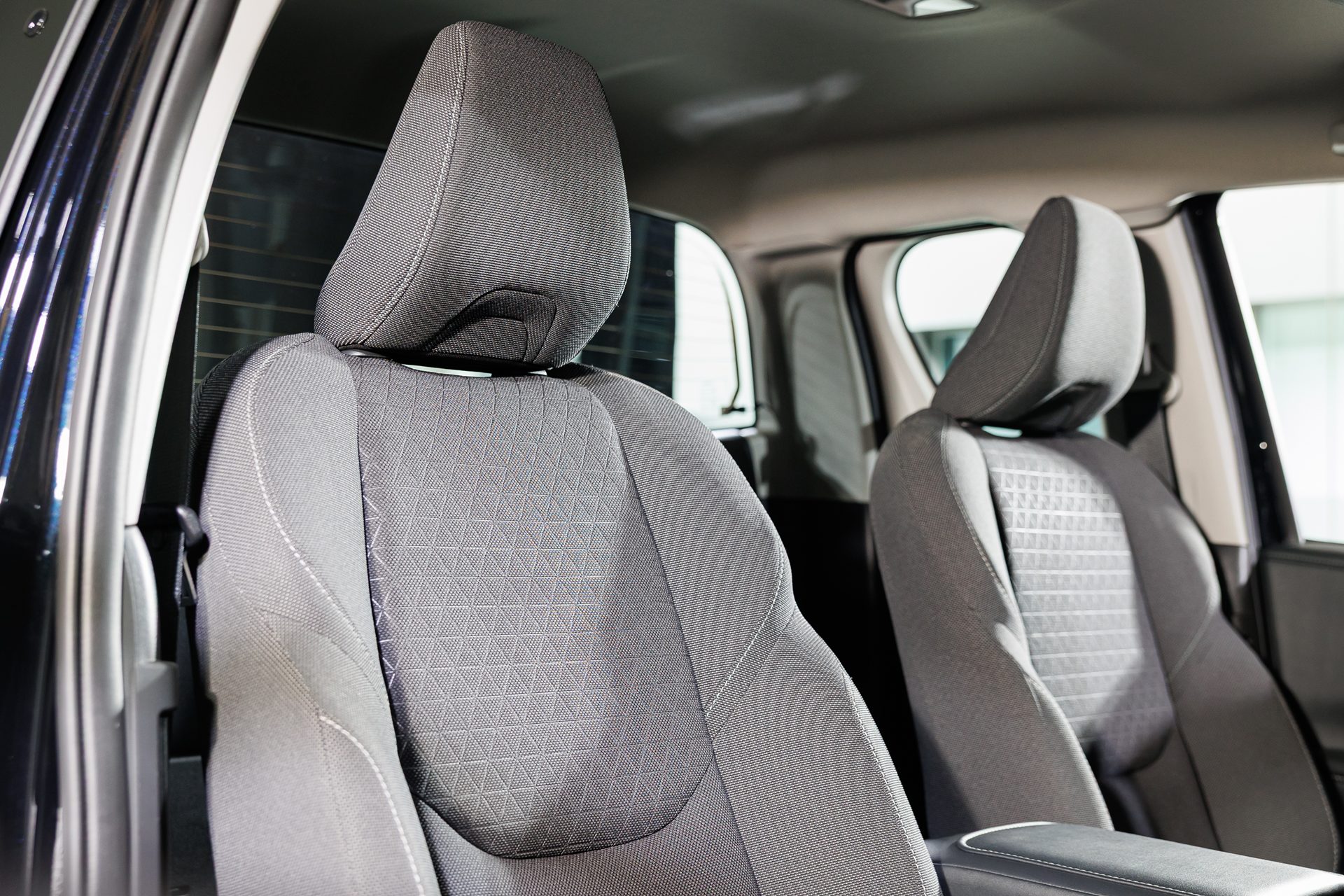 รูปภาพ โตโยต้า Toyota Hilux Travo Smart Cab Prerunner 2.8 Smart AT ปี 2025