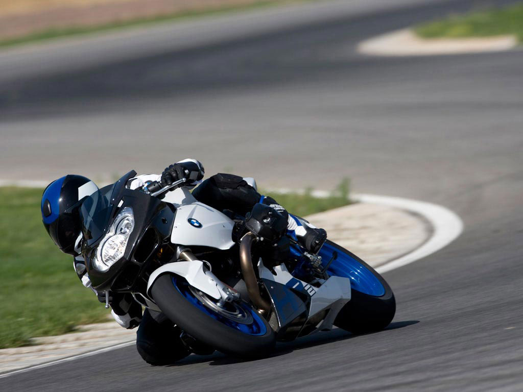 รูปภาพ บีเอ็มดับเบิลยู BMW HP 2 Sport ปี 2010