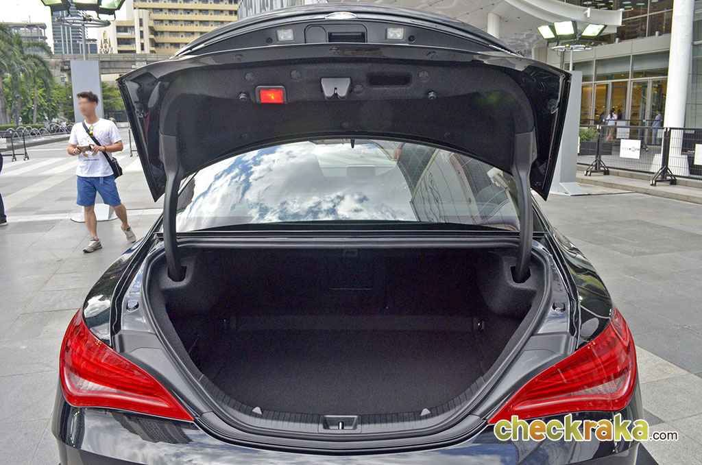 รูปภาพ เมอร์เซเดส-เบนซ์ Mercedes-benz AMG CLA 45 AMG 4Matic ปี 2014