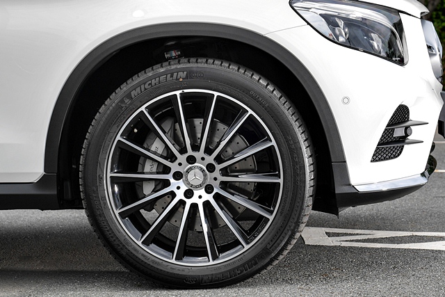 รูปภาพ เมอร์เซเดส-เบนซ์ Mercedes-benz GLC-Class GLC 220 d AMG Dynamic ปี 2017