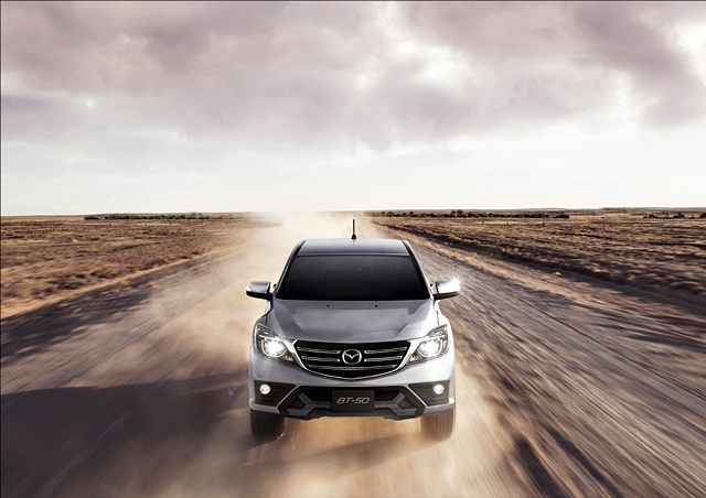 รูปภาพ มาสด้า Mazda BT-50 PRO THUNDER DBL Hi-Racer 2.2L 6AT ปี 2018
