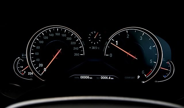 รูปภาพ บีเอ็มดับเบิลยู BMW Series 5 520d Sport ปี 2017