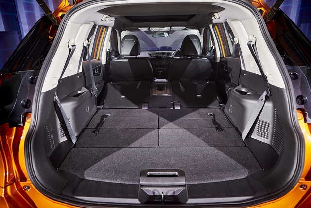 รูปภาพ นิสสัน Nissan X-Trail 2.5V 2WD 2019 ปี 2019