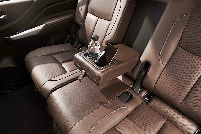 รูปภาพ นิสสัน Nissan Terra 2.3 VL 2WD 7AT ปี 2021