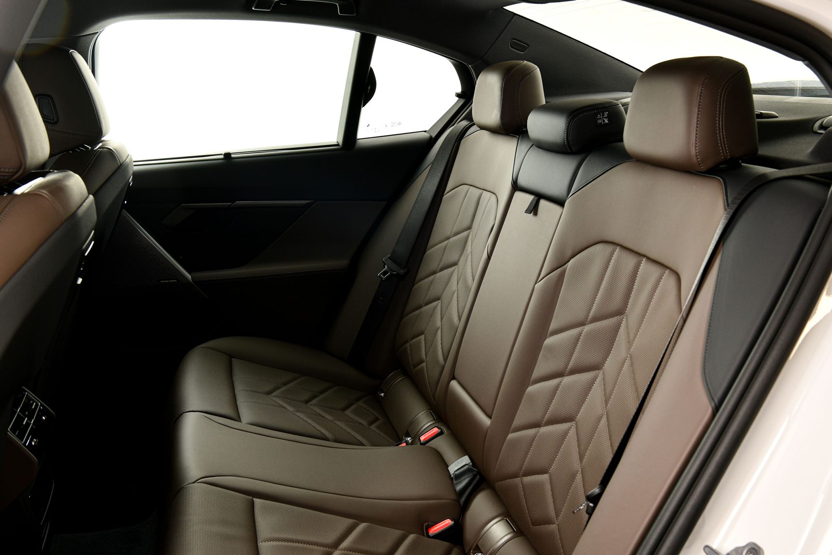 รูปภาพ บีเอ็มดับเบิลยู BMW Series 5 530e Inspiring ปี 2025