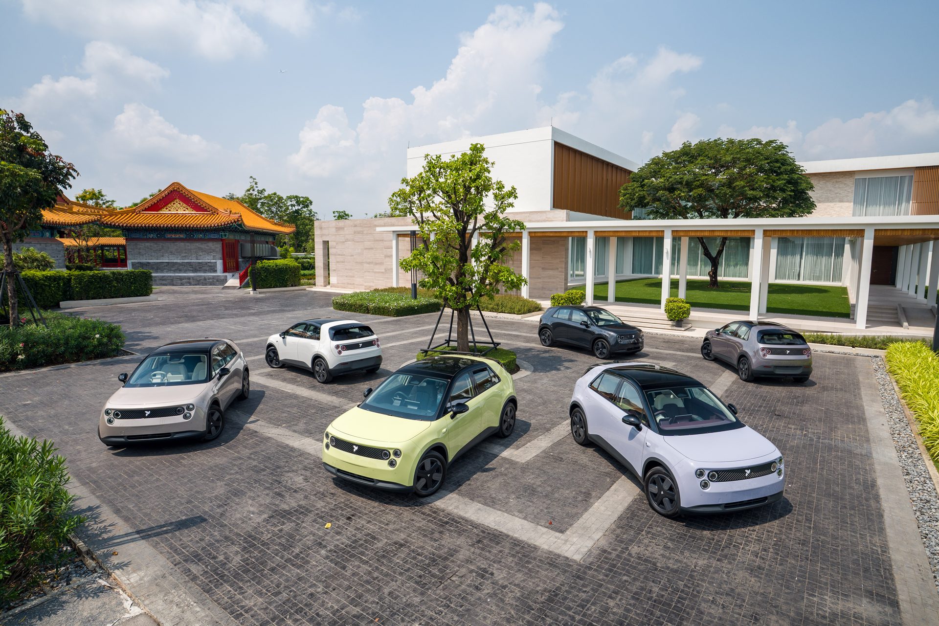 รูปภาพ ไฟเออร์ฟลาย Firefly 400 Standard ปี 2026