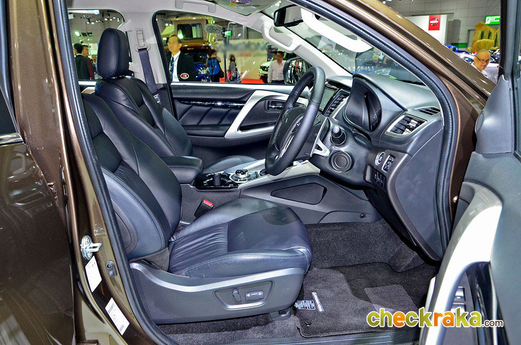 รูปภาพ มิตซูบิชิ Mitsubishi Pajero Sport 4WD GT Premium ปี 2017