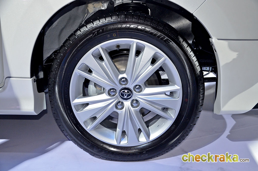 รูปภาพ โตโยต้า Toyota Innova Crysta 2.8 V A/T ปี 2016