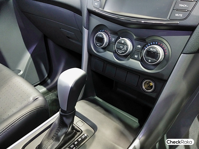 รูปภาพ มาสด้า Mazda BT-50 PRO THUNDER DBL Hi-Racer 2.2L 6AT ปี 2018