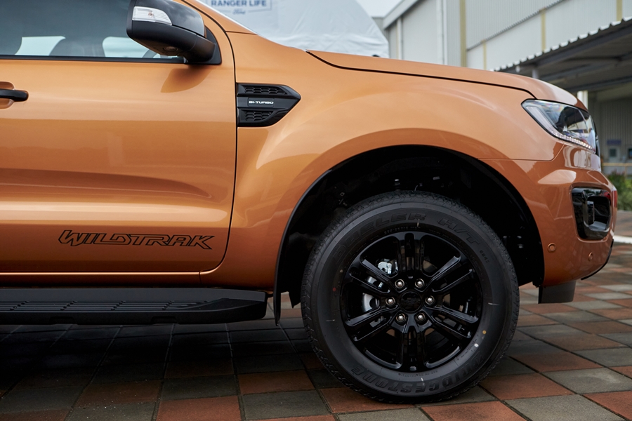 รูปภาพ ฟอร์ด Ford Ranger Double Cab 4x4 2.0L Bi-Turbo Wildtrak 4x4 10AT My18 ปี 2018