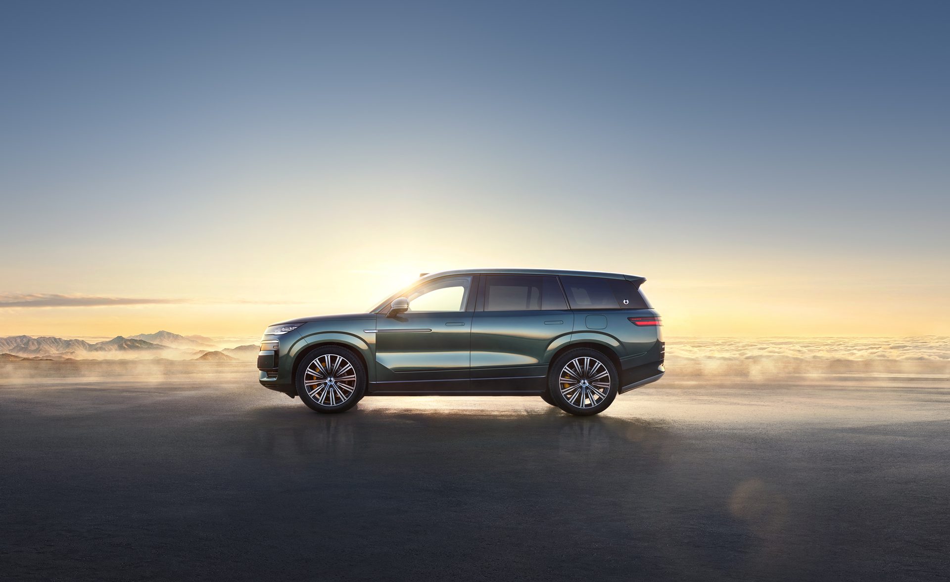 รูปภาพ เดนซ่า Denza n9-dm-i Standard ปี 2025