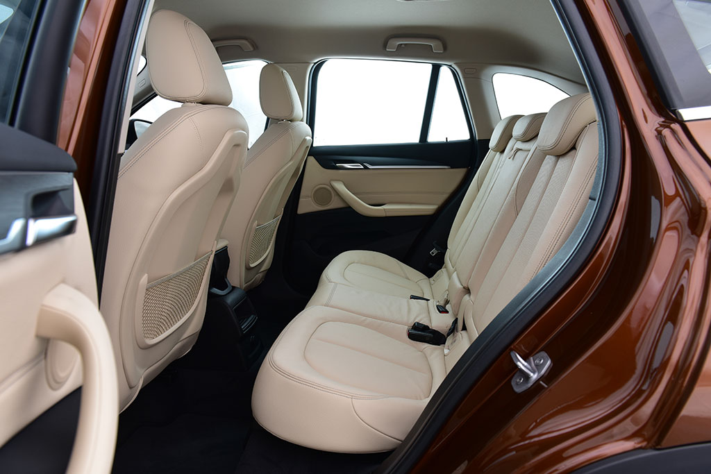 รูปภาพ บีเอ็มดับเบิลยู BMW X1 sDrive18d xLine ปี 2016