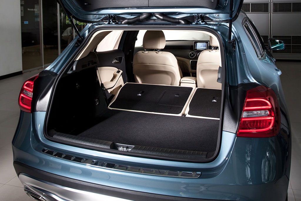 รูปภาพ เมอร์เซเดส-เบนซ์ Mercedes-benz GLA-Class GLA 200 Urban ปี 2014