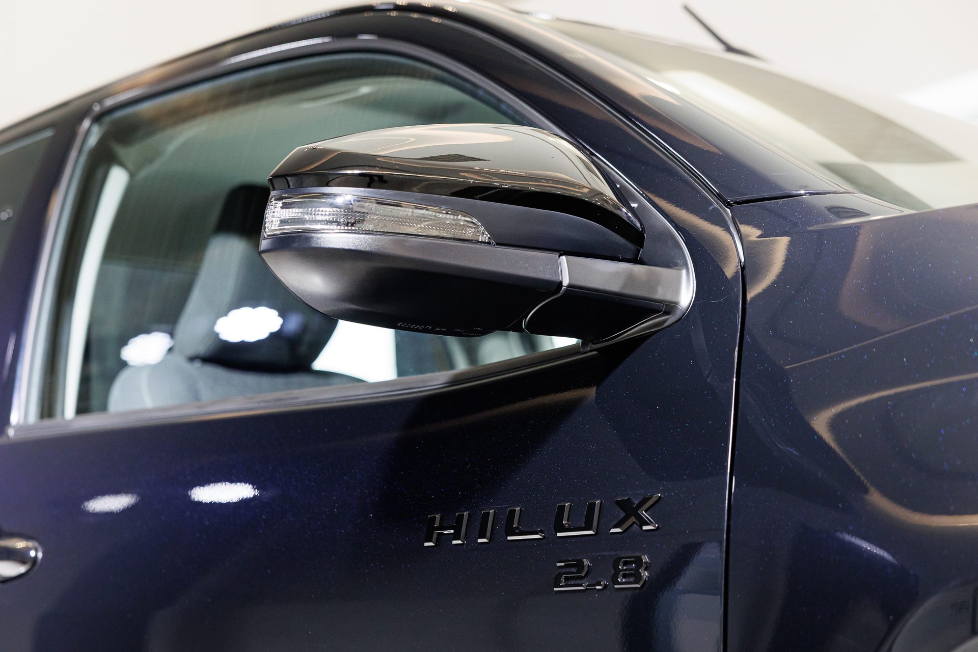 รูปภาพ โตโยต้า Toyota Hilux Travo Smart Cab Prerunner 2.8 Smart AT ปี 2025