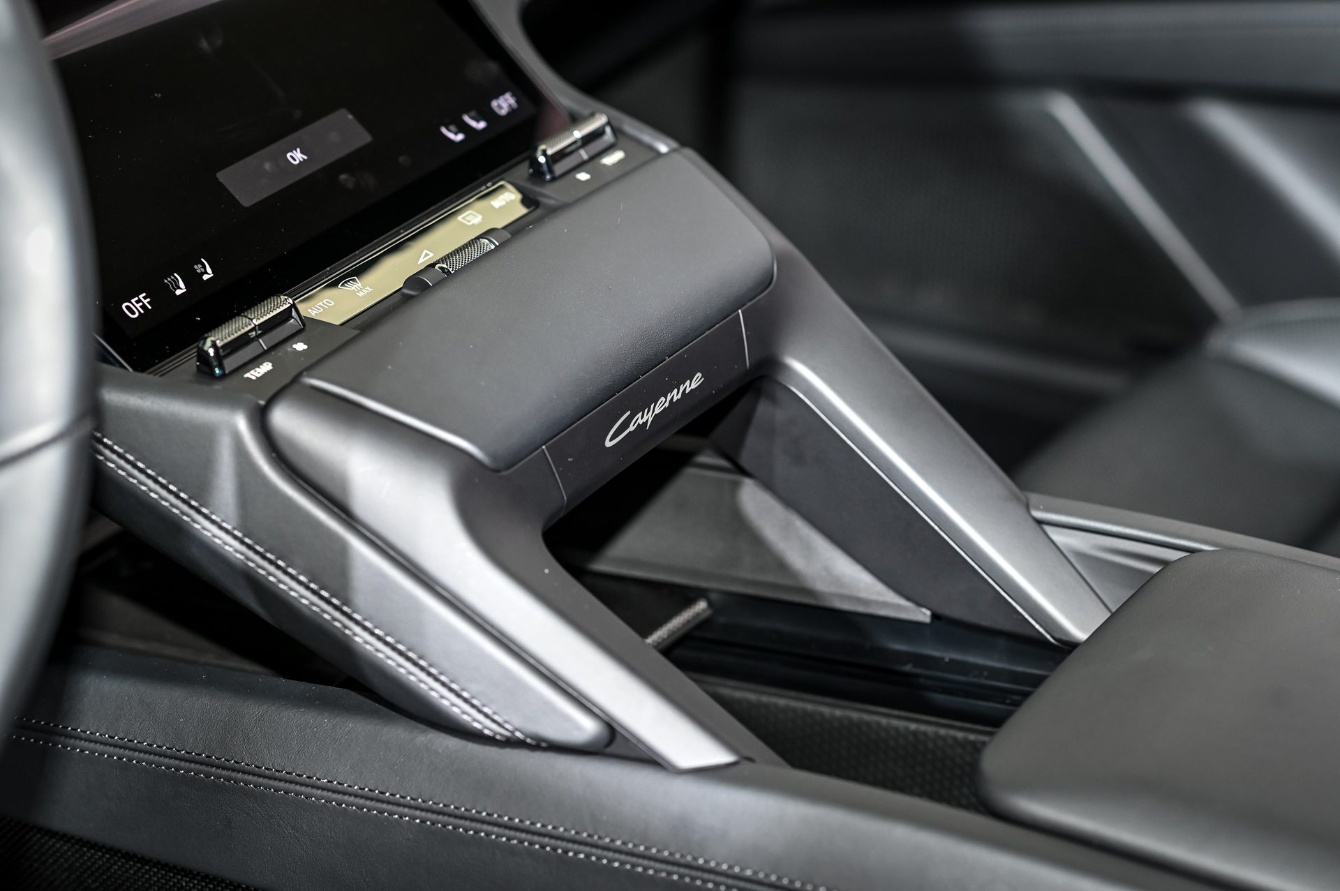 รูปภาพ ปอร์เช่ Porsche Cayenne S Electric ปี 2026