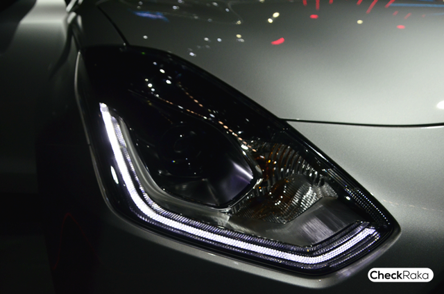 รูปภาพ ซูซูกิ Suzuki Swift GLX-Navi CVT MY18 ปี 2018