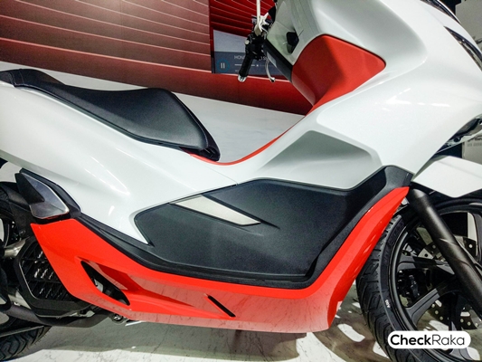 รูปภาพ ฮอนด้า Honda PCX 150 2019 New Color ปี 2019