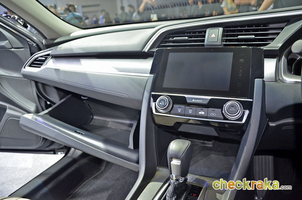 รูปภาพ ฮอนด้า Honda Civic 1.8 EL CVT ปี 2018