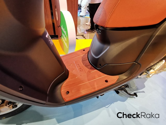 รูปภาพ ฮอนด้า Honda Scoopy i LINE FRIENDS Special Edition ปี 2019