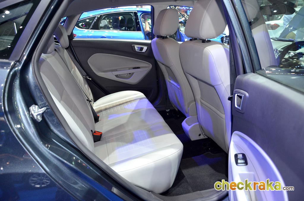 รูปภาพ ฟอร์ด Ford Fiesta 4Dr 1.0 Titanium EcoBoost ปี 2013