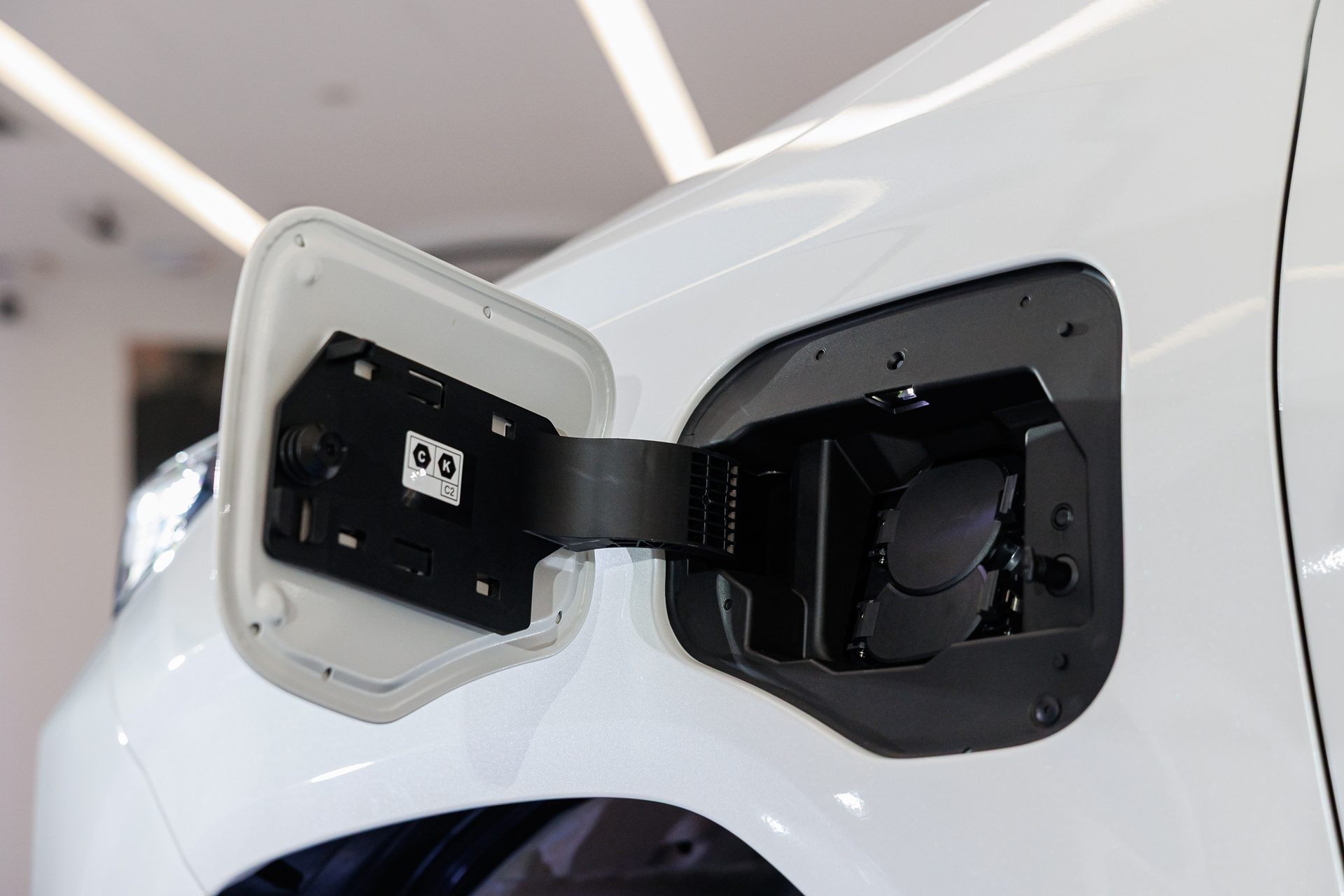 รูปภาพ โตโยต้า Toyota Hilux Travo -e Double Cab 4TREX ปี 2025