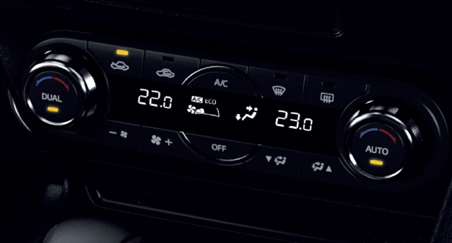 รูปภาพ มาสด้า Mazda 3 2.0 C Sports Hatchback MY2018 ปี 2018