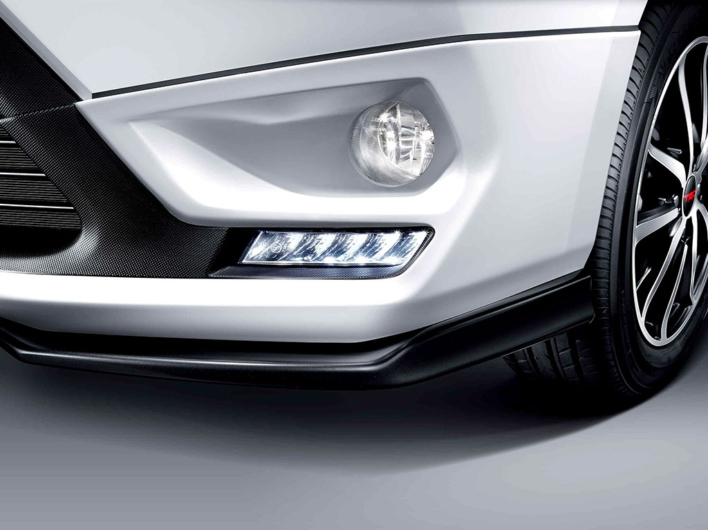 รูปภาพ โตโยต้า Toyota Vios TRD Sportivo ปี 2015