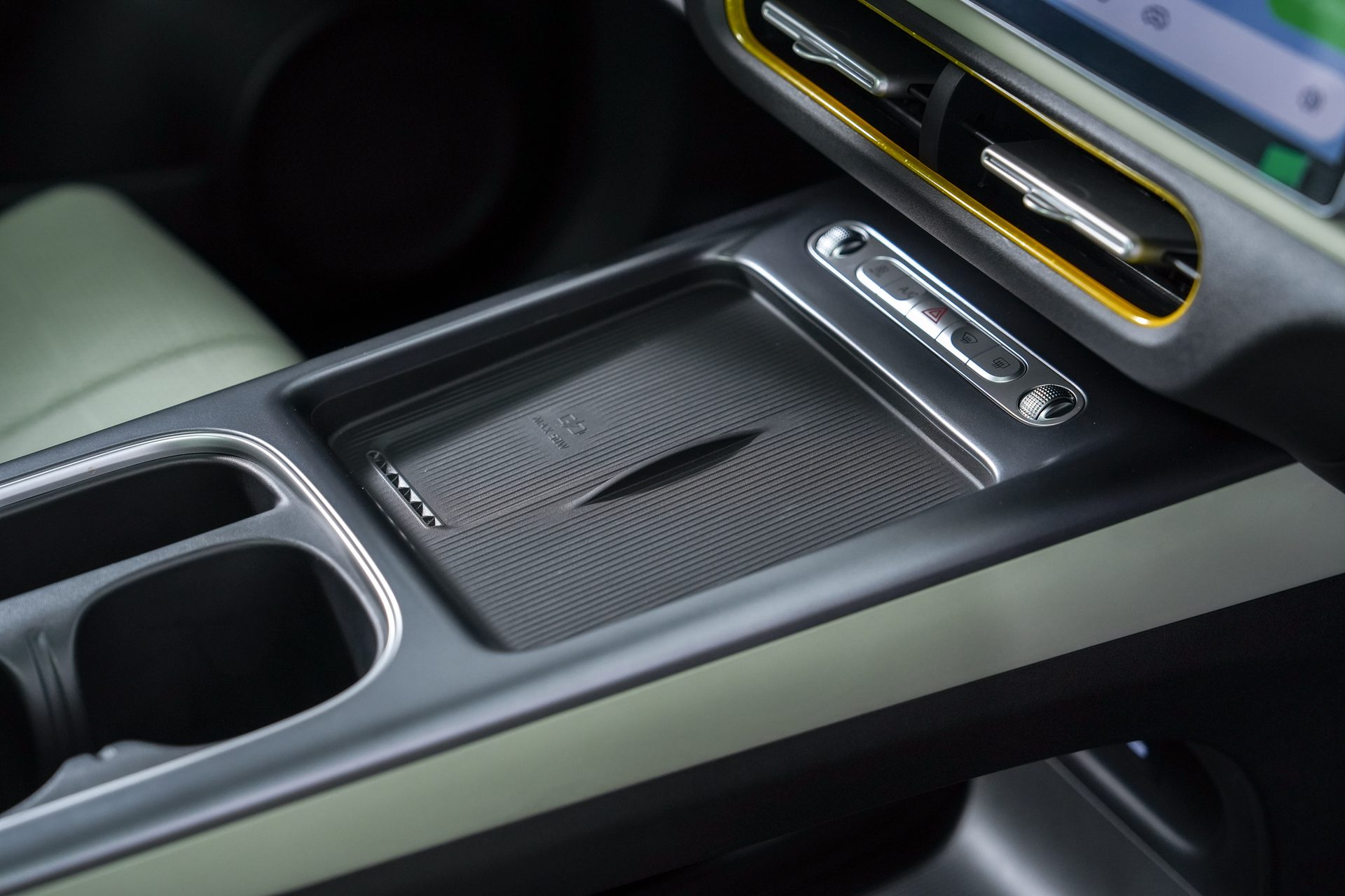 รูปภาพ เฌอรี่ Chery Q Standard ปี 2026