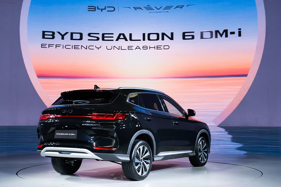 BYD Sealion 6 DM-i Super Hybrid VS Honda CR-V