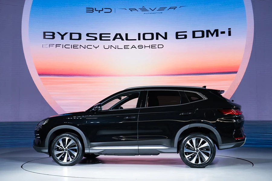 BYD Sealion 6 DM-i Super Hybrid VS Honda CR-V