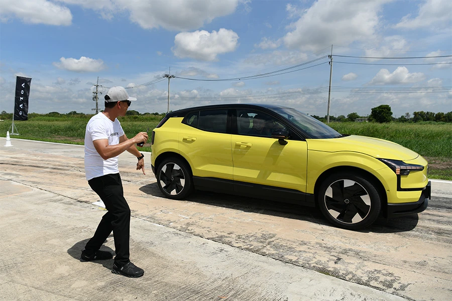 Volvo Electric Vehicle Driving Academy