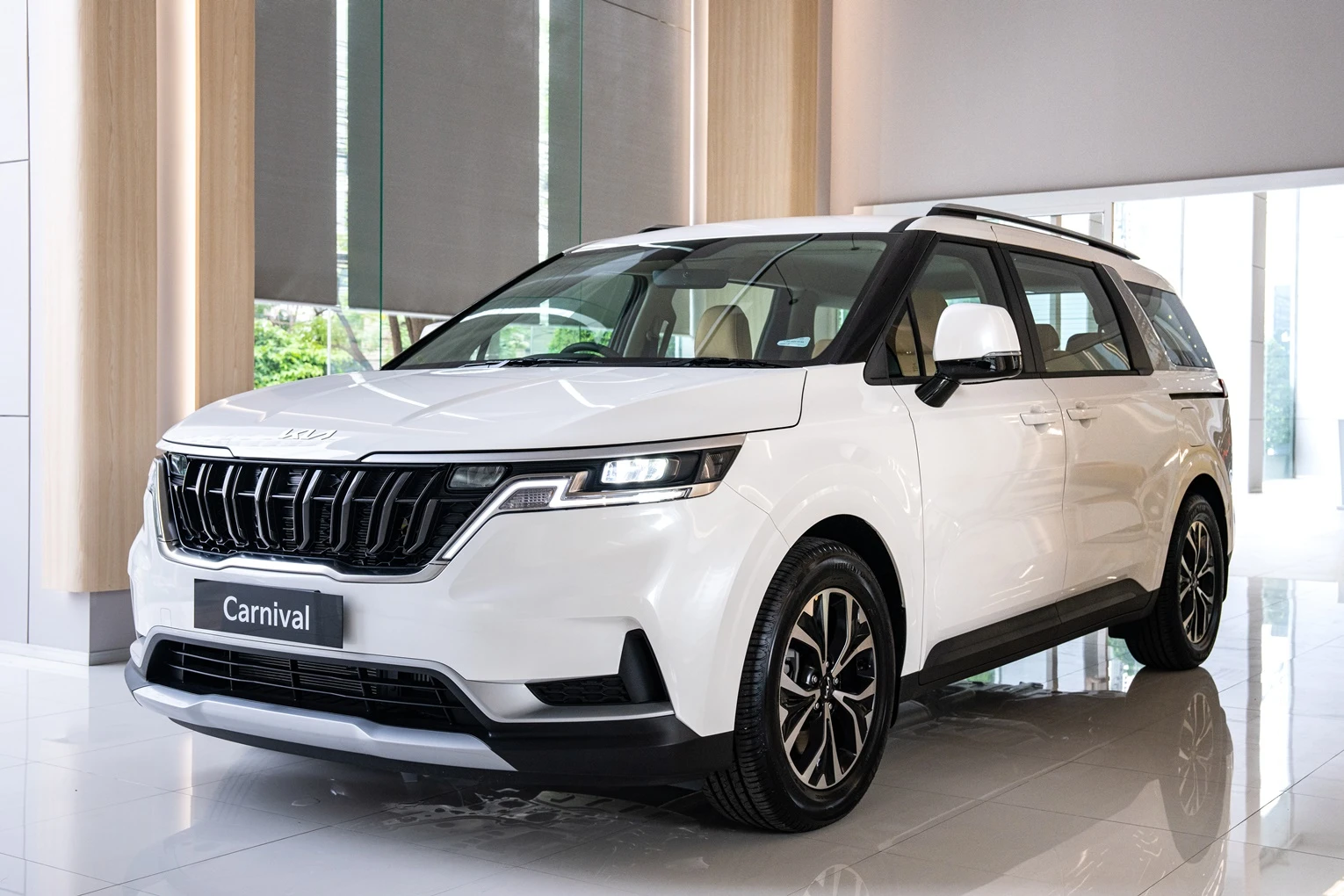 รูปภาพ เกีย KIA Carnival LX ปี 2023