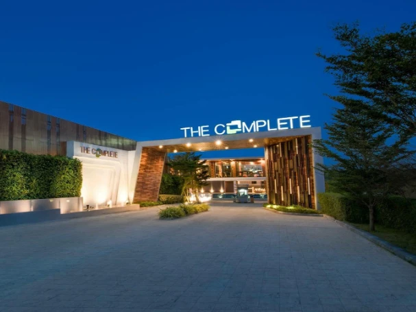 รูปภาพ เดอะ คอมพลีท อัสสัมชัญ-ไร่กล้วย (The Complete)